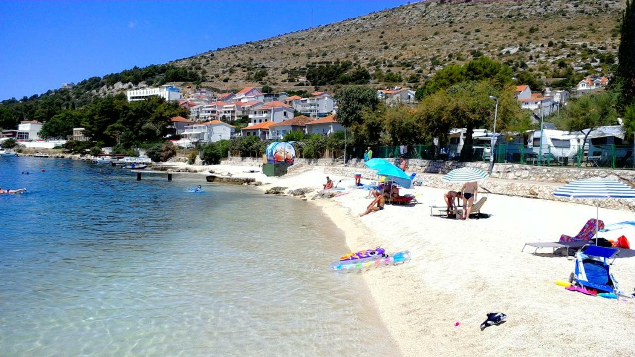 Lambrisa Apartment Trogir Luaran gambar